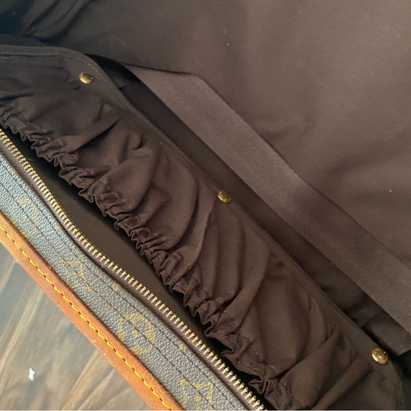 Louis Vuitton Luggage Bag - Picture 2 of 7